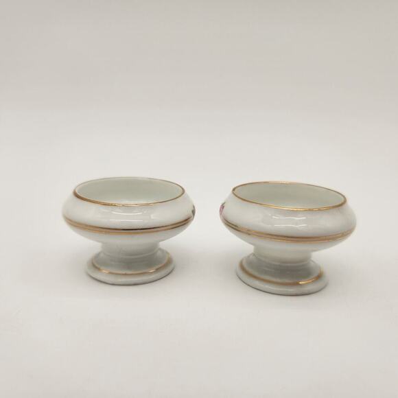 2 Porcelain Bavarian Urn Shaped Open‎ Salt Dip Cellars Roses Leaves Gold Trim - Picture 3 of 9